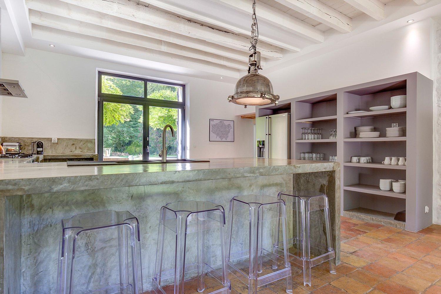 Stunning Gite breakfast bar in kitchen