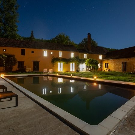 Stunning Dordogne gite swimming pool at night