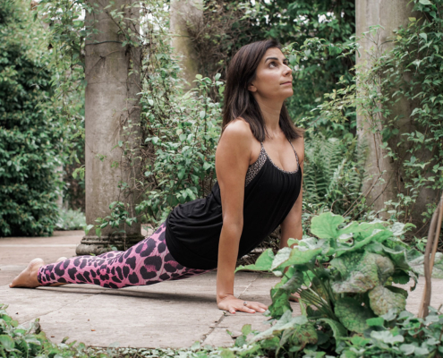 Leading yoga retreat in the Dordogne
