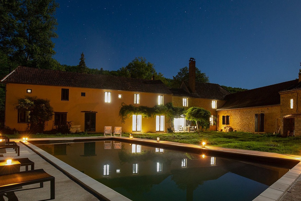 Stunning Dordogne gite swimming pool at night