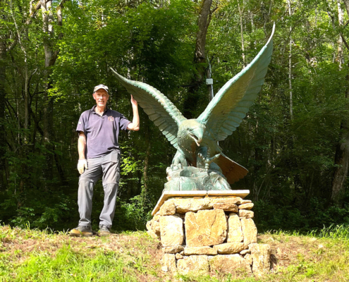 A road marker in the valley of the river Couze