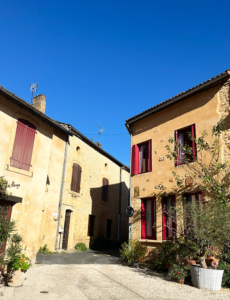 Pretty alleyway in Cadouin, France
