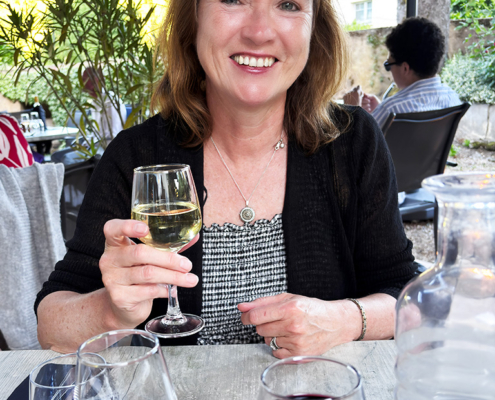 Karen enjoying lunch at the restaurant Les Marroniers, Lanquais