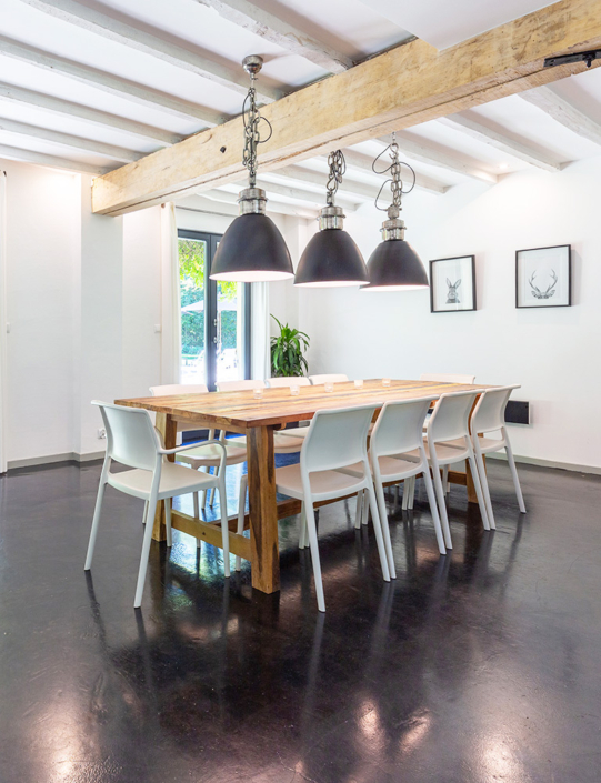 Gite dining room and table with space for ten people