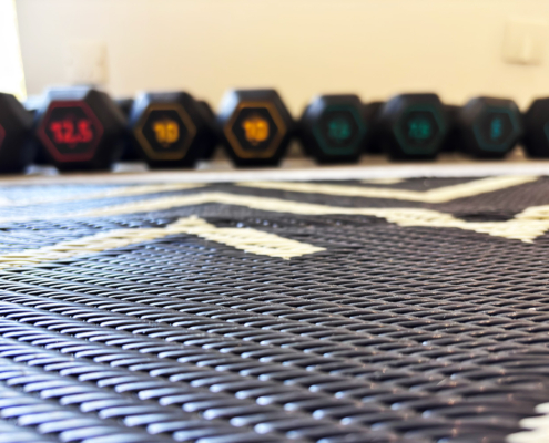 Dumbbells and gym mats available at the gite